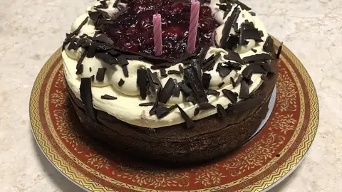 Chocolate cream cake